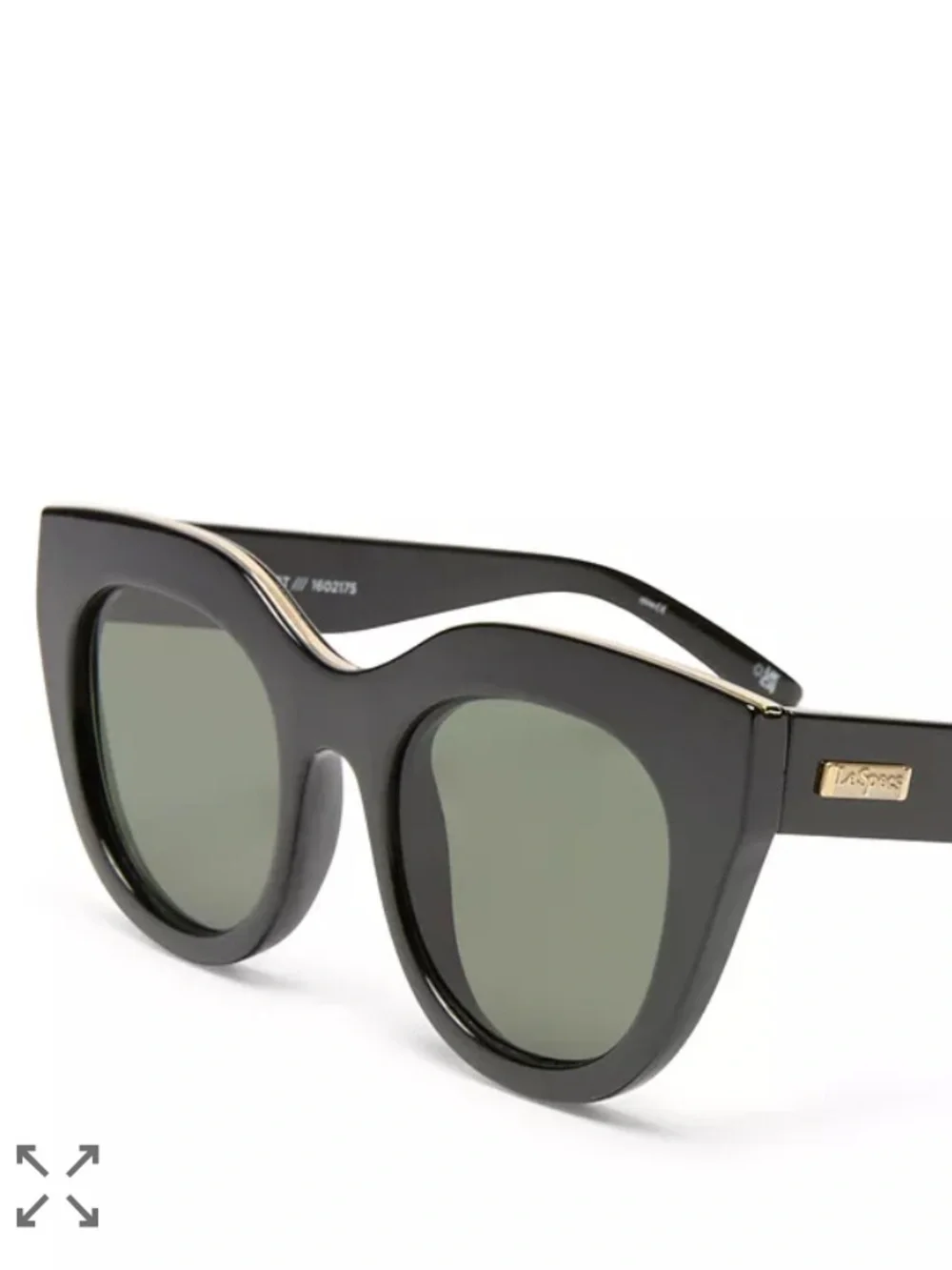 Le Specs le specs